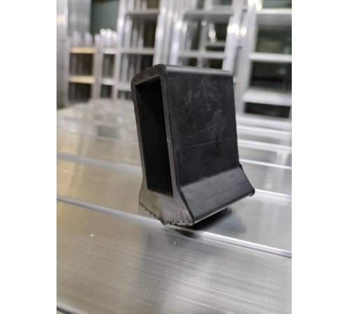 Насадка резиновая торцевая для поперечного упора (траверсы, стабилизатора) лестницы (для профиля 25х63мм)