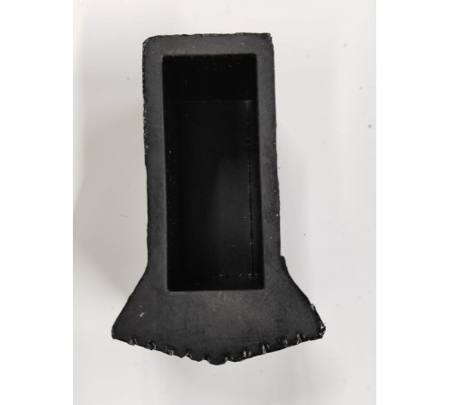 Насадка резиновая торцевая для поперечного упора (траверсы, стабилизатора) лестницы (для профиля 25х63мм)