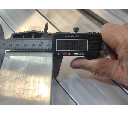 Заглушка пластиковая (ПЭВД, посадочн. размер 22,5*60,5мм)