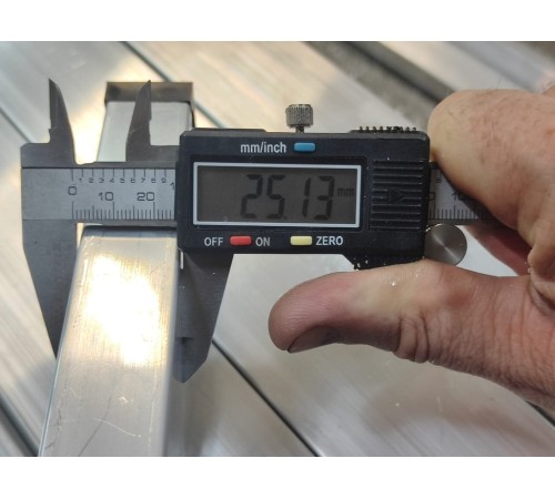 Заглушка пластиковая (ПЭВД, посадочн. размер 22,5*60,5мм)